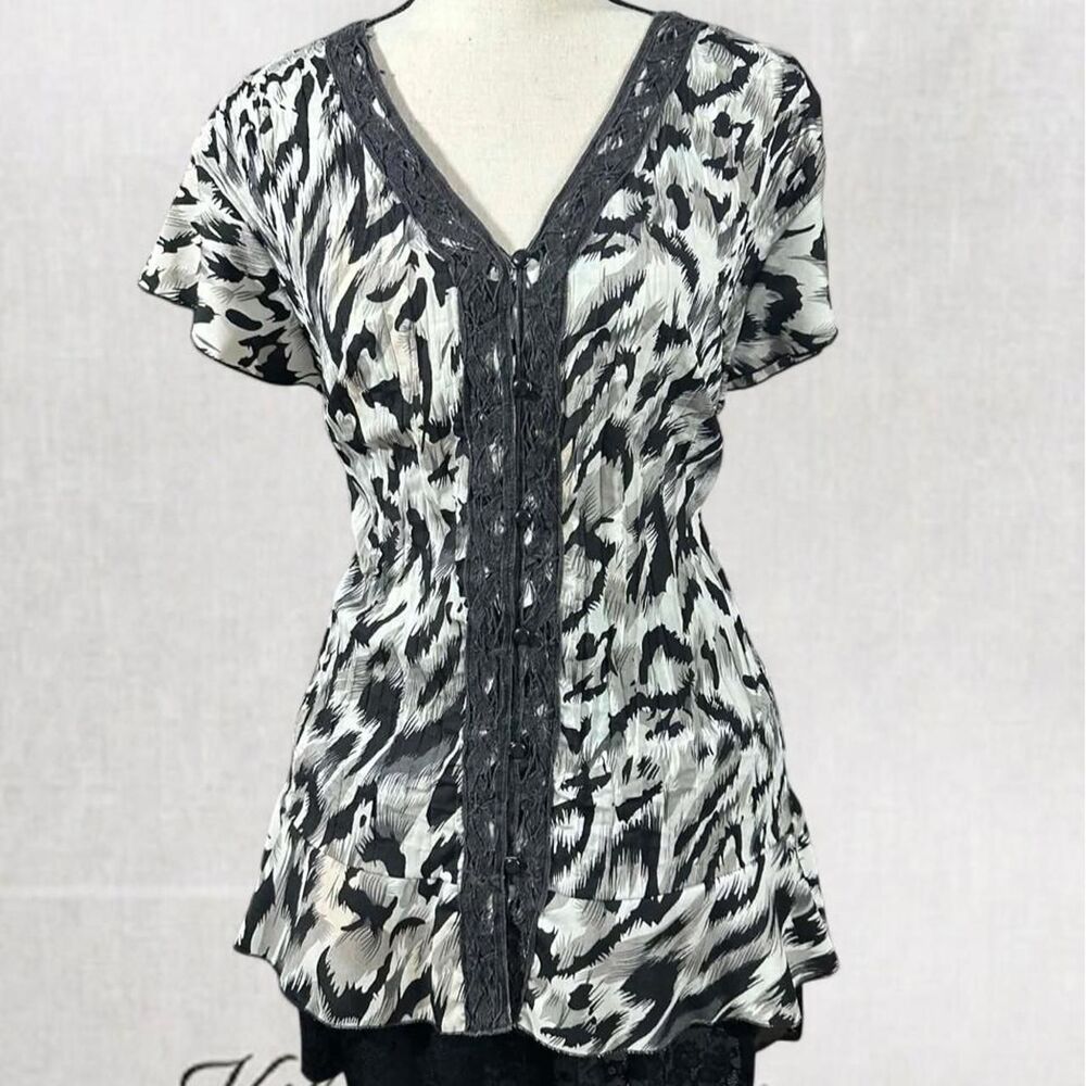 Fairycore goth White and Black Patterned Top with Lace Trim